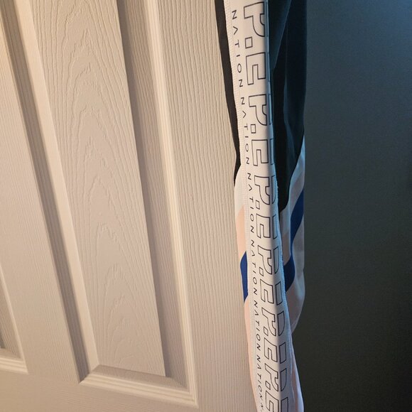 P.E Nation NEW Workout Leggings - Picture 2 of 2